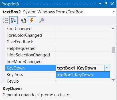 La finestra delle proprietà di Visual Studio per impostare gli eventi